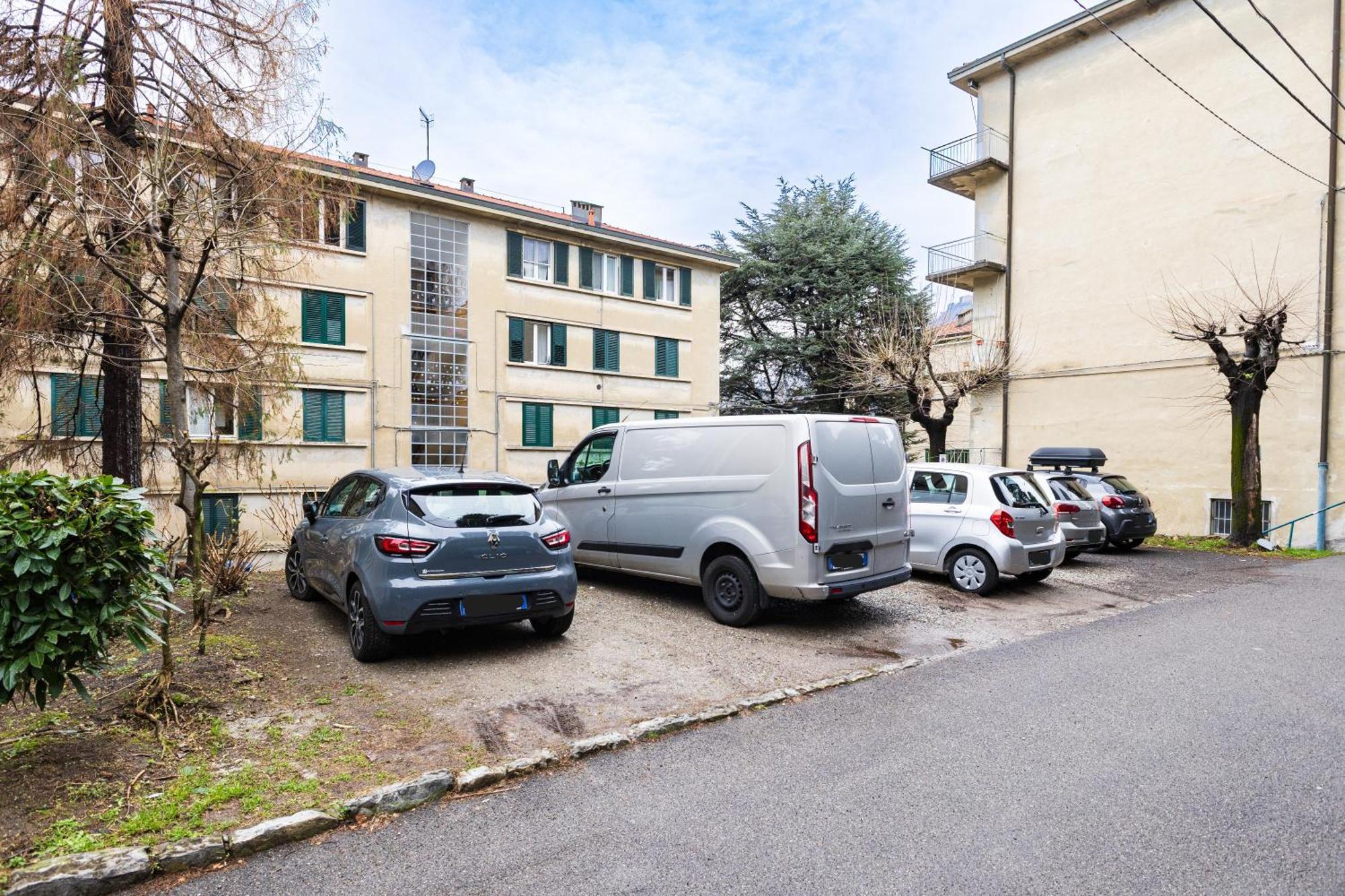 Апартаменты Il Giglio - Free Parking Комо Экстерьер фото